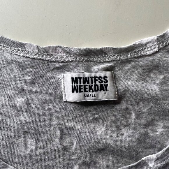 Mtwtfss Weekday Gray Patterned Women's Top Size S - Picture 5 of 8